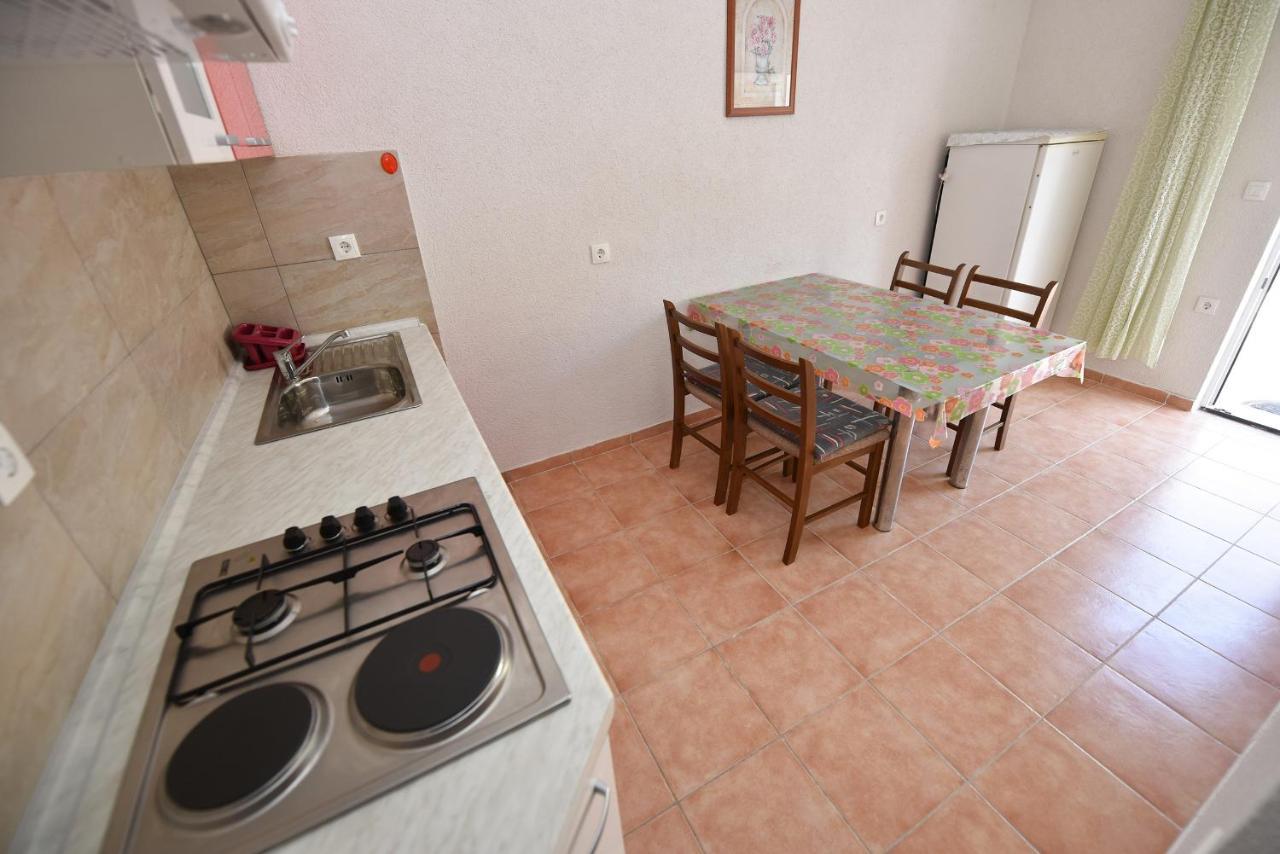 Apartments By The Sea Metajna, Pag - 6522 Zubovići Kültér fotó